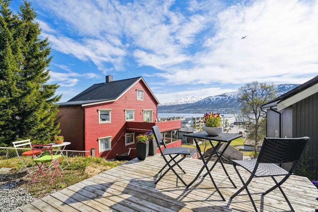 Cozy Little House In Tromso City Eksteriør billede